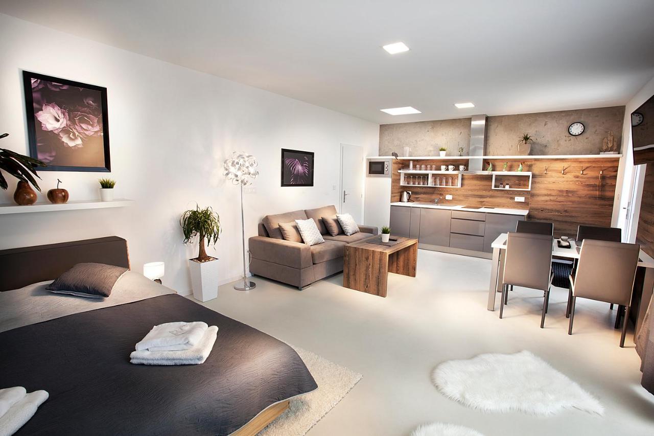 Apartmany Ladna ภายนอก รูปภาพ