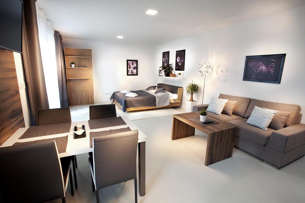 Apartmany Ladna ภายนอก รูปภาพ